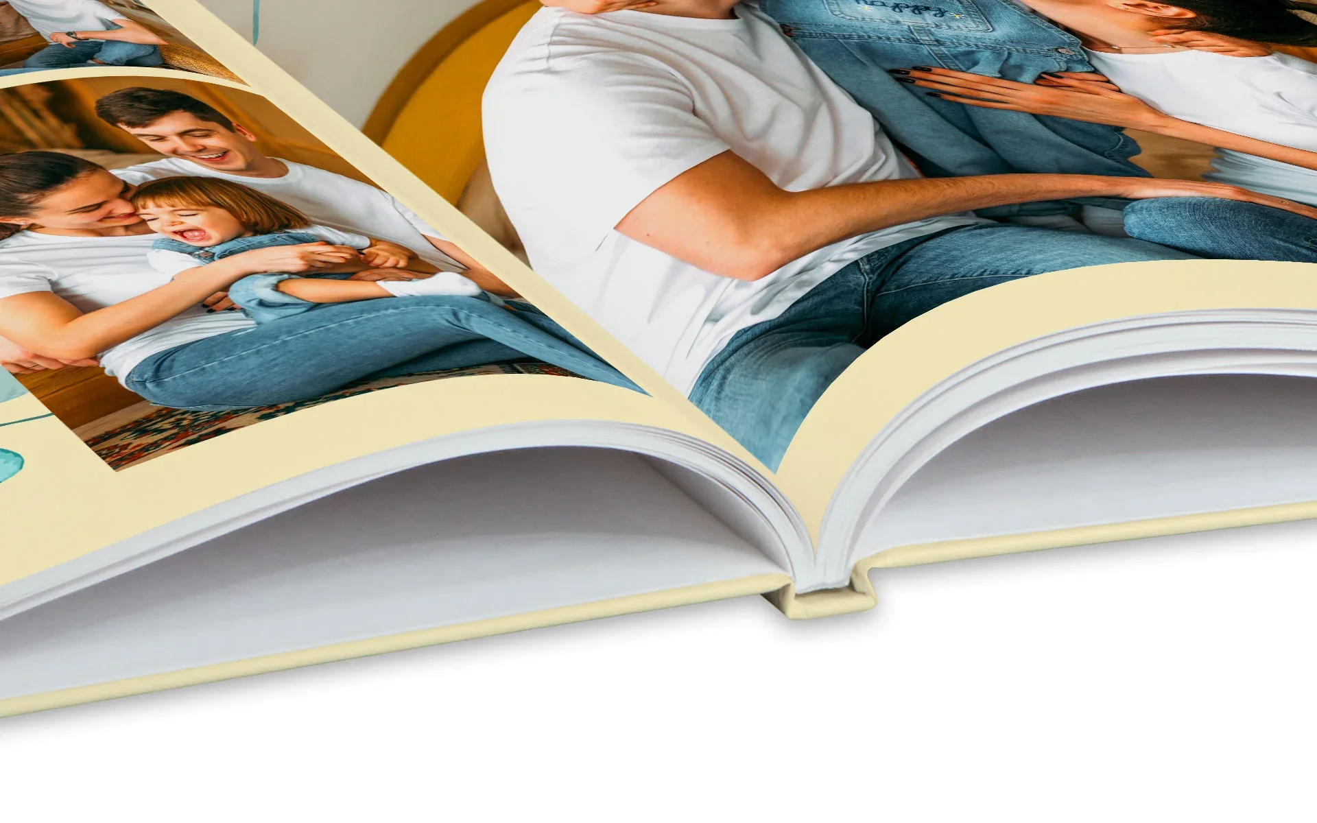 HappyFotobuch ca. A4 hoch - Bindungsart Ein Happy Fotobuch ca. A4 hoch Hardcover mit Klebebindung.