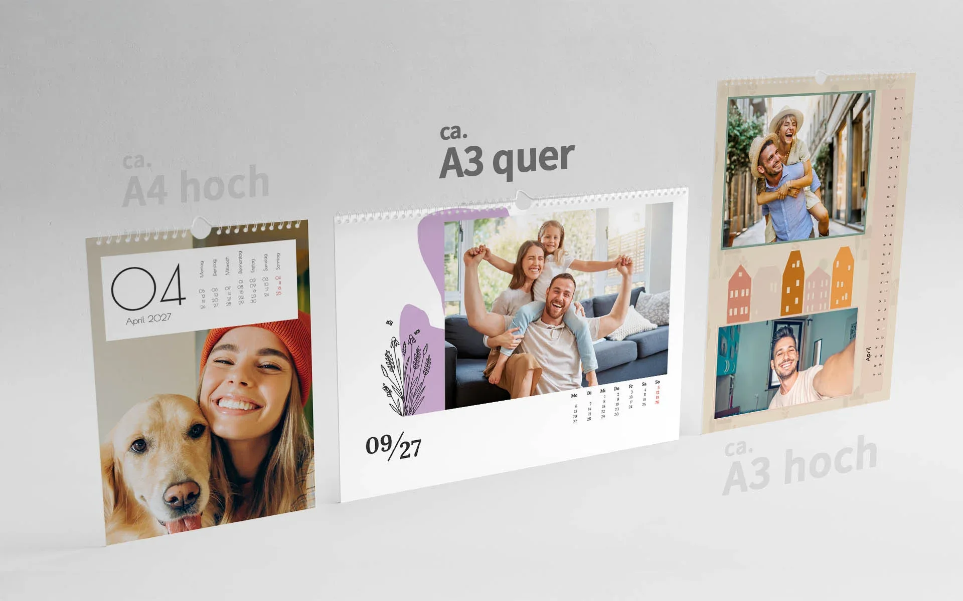 3 HappyFotokalender in den Formaten ca. A4 hoch, ca. A3 quer und ca. A3 hoch nebeneinander. Das Format ca. A3 quer ist hervorgehoben.